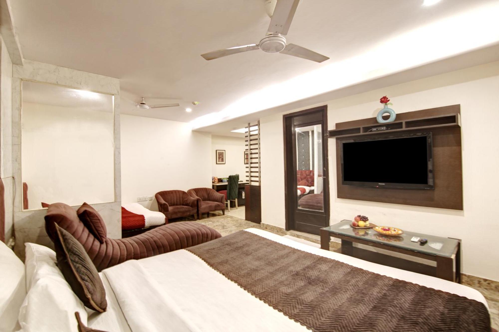 Hotel Wk Comfort - Near White Clove New Delhi Exterior photo